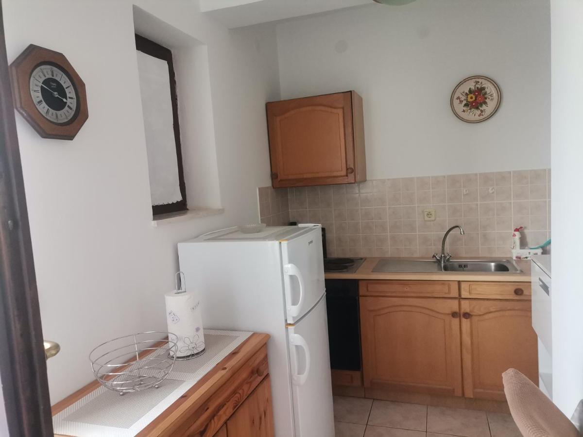 Apartments Petrica Malinska Luaran gambar