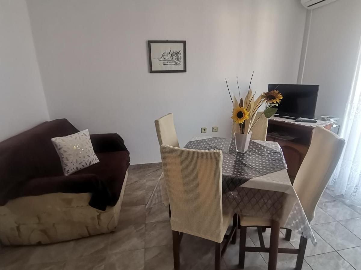 Apartments Petrica Malinska Luaran gambar