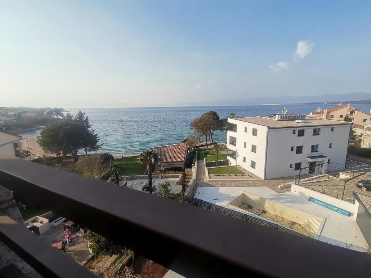 Apartments Petrica Malinska Luaran gambar