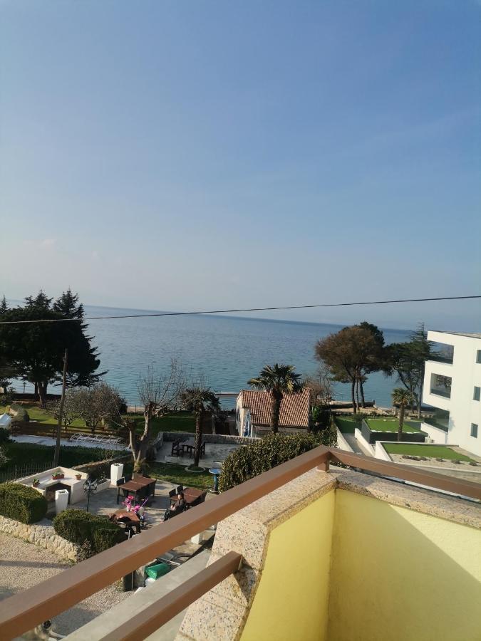 Apartments Petrica Malinska Luaran gambar